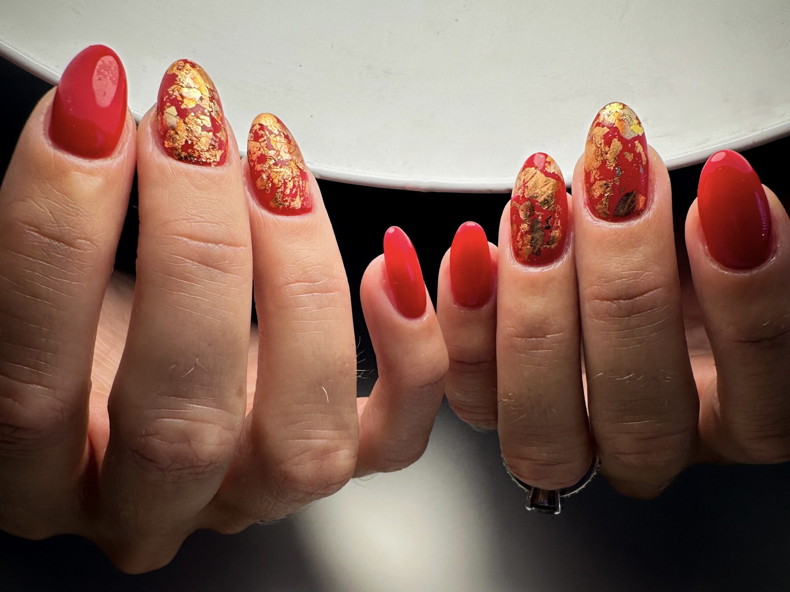 red-nails